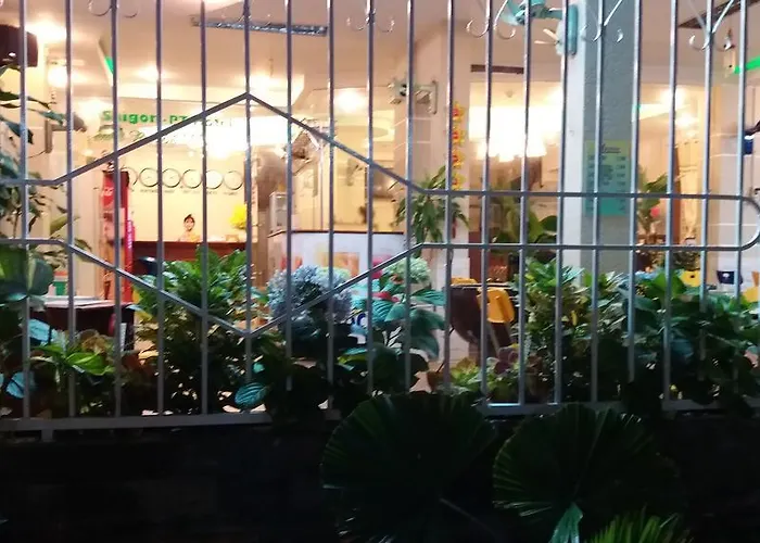 Khách sạn Saigon Pt 2*